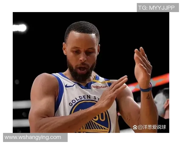 库里身高与足球明星对比分析揭示运动员身高对竞技表现的影响